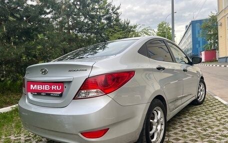 Hyundai Solaris II рестайлинг, 2011 год, 660 000 рублей, 13 фотография