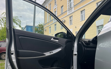Hyundai Solaris II рестайлинг, 2011 год, 660 000 рублей, 18 фотография