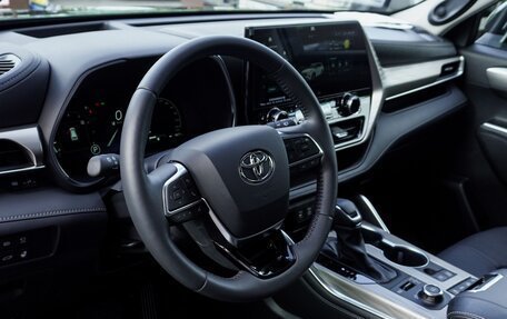 Toyota Highlander, 2025 год, 5 570 000 рублей, 11 фотография