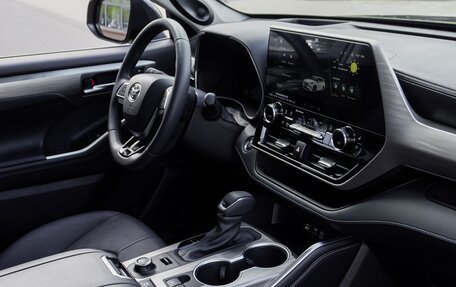 Toyota Highlander, 2025 год, 5 570 000 рублей, 12 фотография