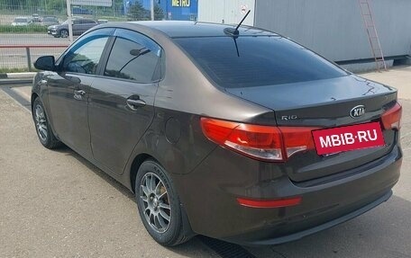 KIA Rio III рестайлинг, 2017 год, 767 000 рублей, 3 фотография