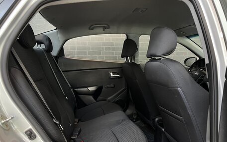 KIA Rio III рестайлинг, 2015 год, 979 000 рублей, 12 фотография