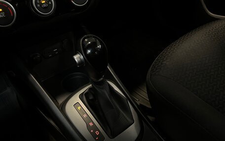 KIA Rio III рестайлинг, 2015 год, 979 000 рублей, 15 фотография