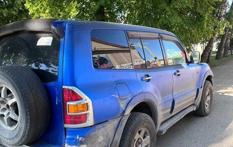 Mitsubishi Pajero III рестайлинг, 2002 год, 700 000 рублей, 2 фотография