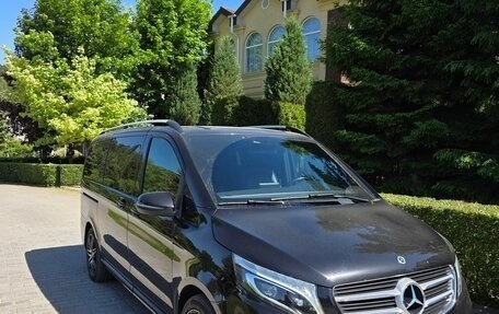 Mercedes-Benz V-Класс, 2018 год, 2 фотография
