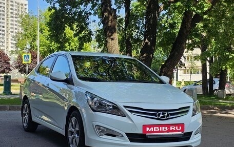 Hyundai Solaris II рестайлинг, 2015 год, 1 189 000 рублей, 5 фотография