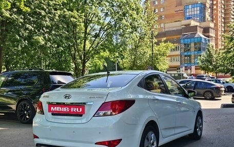 Hyundai Solaris II рестайлинг, 2015 год, 1 189 000 рублей, 10 фотография