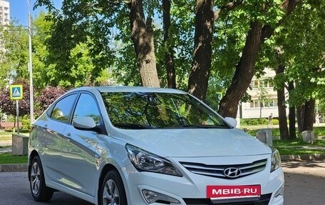 Hyundai Solaris II рестайлинг, 2015 год, 1 189 000 рублей, 8 фотография