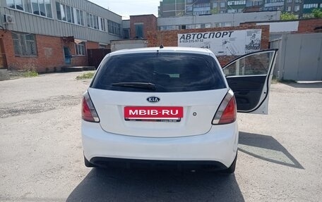 KIA Rio II, 2011 год, 640 000 рублей, 5 фотография