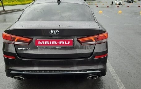 KIA Optima IV, 2018 год, 2 050 000 рублей, 8 фотография