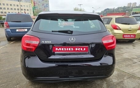 Mercedes-Benz A-Класс, 2015 год, 1 390 000 рублей, 3 фотография