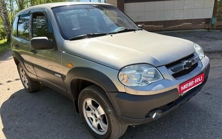 Chevrolet Niva I рестайлинг, 2011 год, 399 000 рублей, 3 фотография