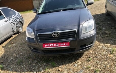 Toyota Avensis III рестайлинг, 2004 год, 750 000 рублей, 1 фотография