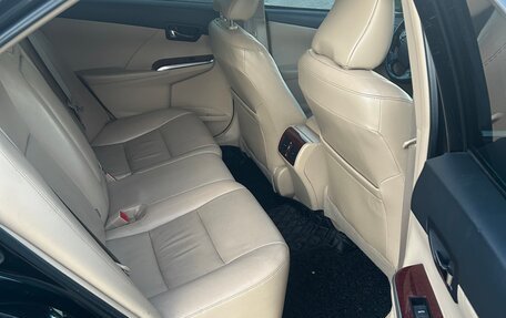 Toyota Camry, 2013 год, 1 900 000 рублей, 10 фотография