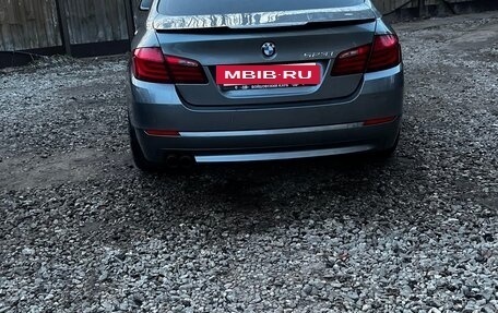 BMW 5 серия, 2011 год, 1 500 000 рублей, 3 фотография