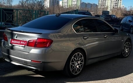 BMW 5 серия, 2011 год, 1 500 000 рублей, 2 фотография