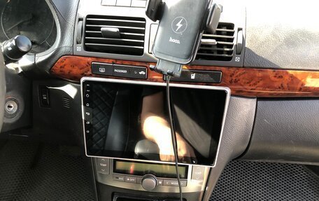 Toyota Avensis III рестайлинг, 2004 год, 750 000 рублей, 9 фотография
