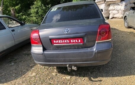 Toyota Avensis III рестайлинг, 2004 год, 750 000 рублей, 5 фотография