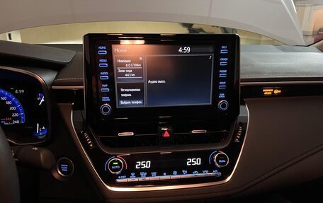Toyota Corolla, 2022 год, 2 750 000 рублей, 2 фотография