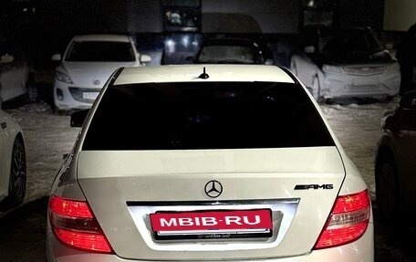 Mercedes-Benz C-Класс, 2010 год, 1 170 000 рублей, 6 фотография