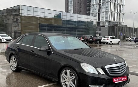 Mercedes-Benz E-Класс, 2012 год, 1 780 000 рублей, 4 фотография