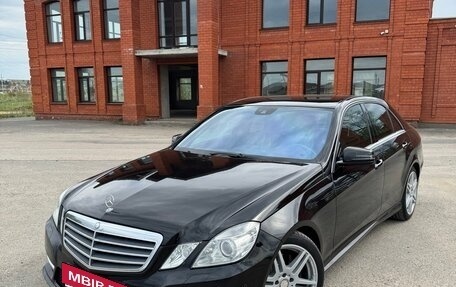 Mercedes-Benz E-Класс, 2012 год, 1 780 000 рублей, 10 фотография