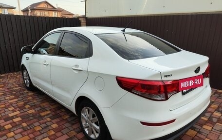 KIA Rio III рестайлинг, 2016 год, 1 380 000 рублей, 4 фотография