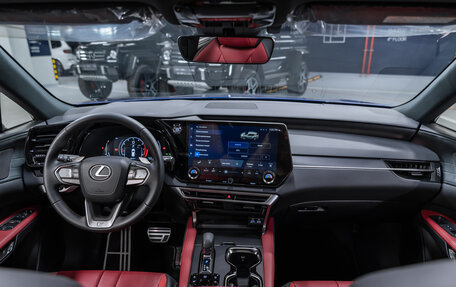 Lexus RX IV рестайлинг, 2024 год, 10 900 000 рублей, 3 фотография