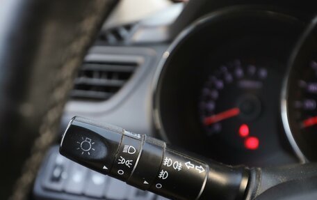 KIA Rio III рестайлинг, 2013 год, 945 000 рублей, 16 фотография