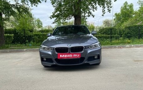 BMW 3 серия, 2015 год, 2 500 000 рублей, 3 фотография