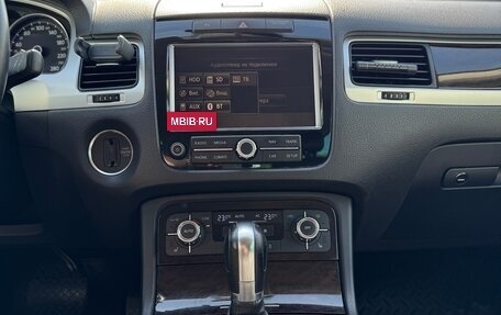 Volkswagen Touareg III, 2012 год, 2 099 000 рублей, 8 фотография