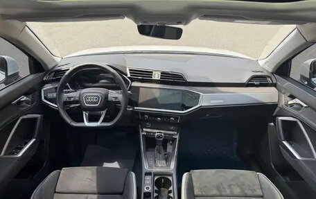 Audi Q3, 2022 год, 2 392 120 рублей, 9 фотография