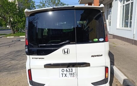 Honda Stepwgn IV, 2021 год, 2 700 000 рублей, 3 фотография