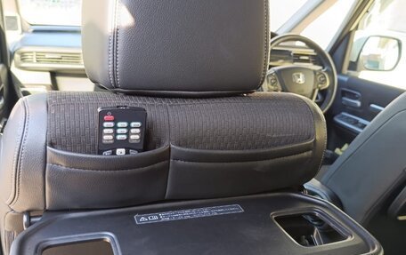 Honda Stepwgn IV, 2021 год, 2 700 000 рублей, 19 фотография
