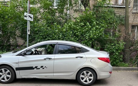 Hyundai Solaris II рестайлинг, 2014 год, 510 000 рублей, 2 фотография