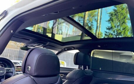 Bentley Bentayga I, 2021 год, 24 000 000 рублей, 10 фотография