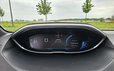 Peugeot 5008 II, 2018 год, 2 790 000 рублей, 34 фотография