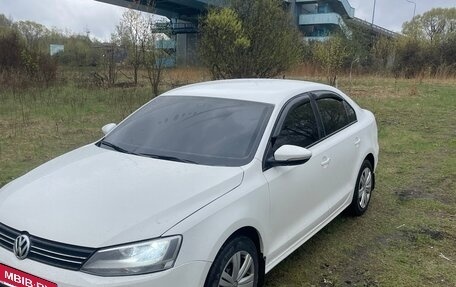 Volkswagen Jetta VI, 2015 год, 900 000 рублей, 7 фотография