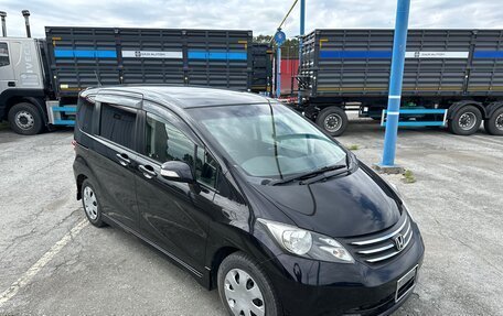 Honda Freed I, 2010 год, 1 245 000 рублей, 2 фотография