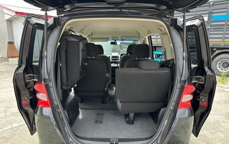 Honda Freed I, 2010 год, 1 245 000 рублей, 11 фотография