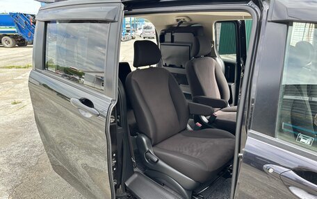 Honda Freed I, 2010 год, 1 245 000 рублей, 12 фотография