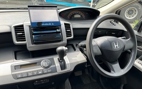 Honda Freed I, 2010 год, 1 245 000 рублей, 14 фотография