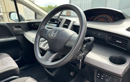 Honda Freed I, 2010 год, 1 245 000 рублей, 15 фотография