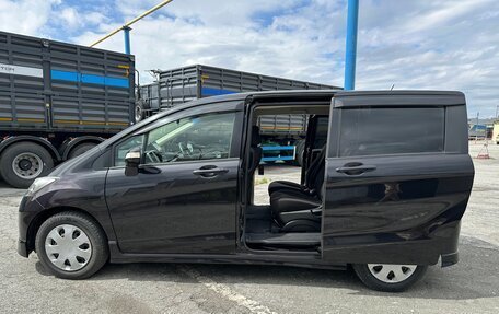 Honda Freed I, 2010 год, 1 245 000 рублей, 17 фотография