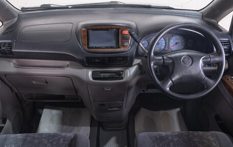Nissan Serena II, 2001 год, 539 000 рублей, 10 фотография