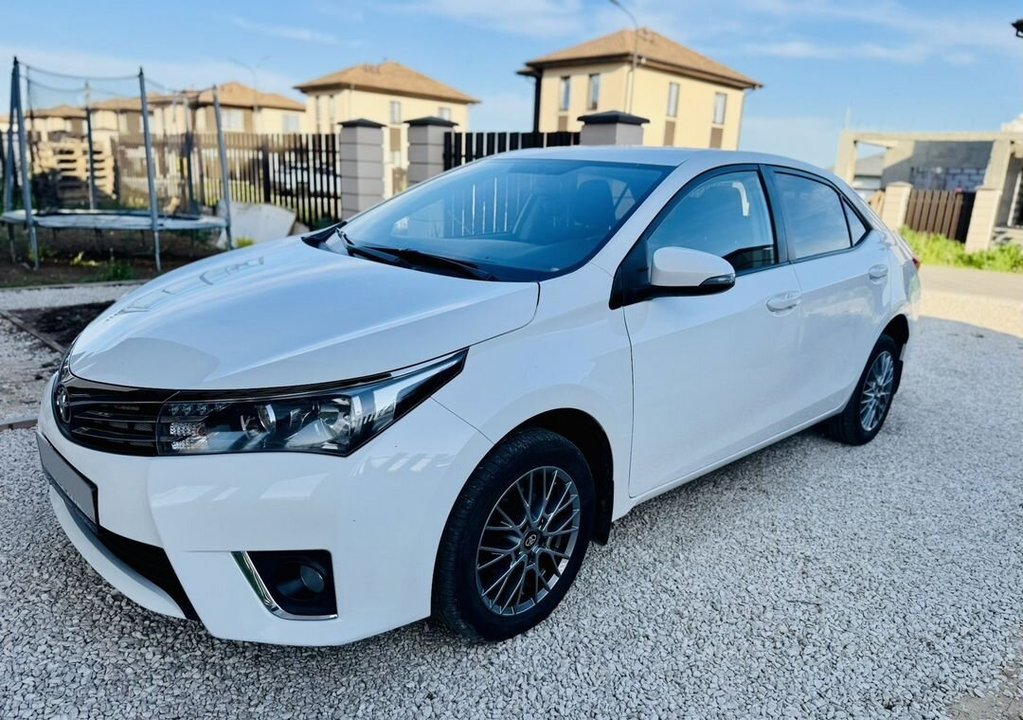 Toyota Corolla, 2014 год, 1 300 000 рублей, 4 фотография