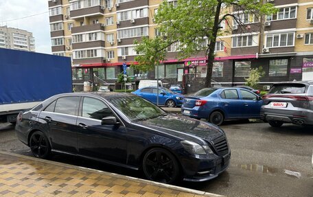 Mercedes-Benz E-Класс, 2012 год, 1 690 000 рублей, 6 фотография