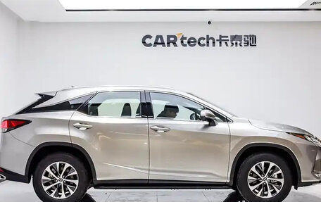 Lexus RX IV рестайлинг, 2021 год, 4 380 000 рублей, 4 фотография