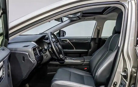 Lexus RX IV рестайлинг, 2021 год, 4 380 000 рублей, 12 фотография