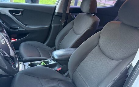 Hyundai Avante, 2011 год, 710 000 рублей, 6 фотография